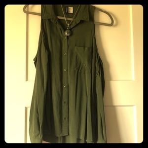 H&M Cold shoulder - NEVER WORN!